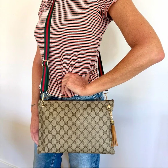 Gucci Authentic Vintage Customized GG Supreme Pouch / Crossbody Bag - Picture 6 of 11